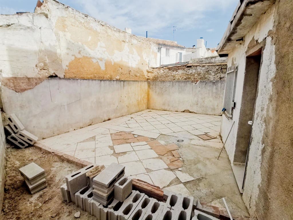 2 quarto Casa em Banda para venda em Martos com piscina - 18 950 € (Ref: 8823366)