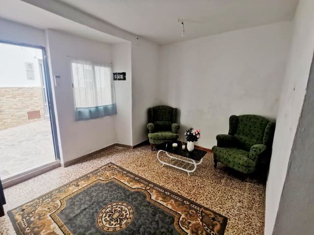 Casa de 2 habitaciones en Martos en venta con piscina - 18.950 € (Ref: 8823366)