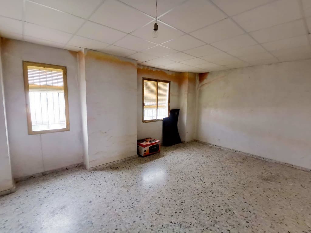 4 bedroom Finca/Country House for sale in Monte Lope Alvarez with garage - € 78,000 (Ref: 8879318)