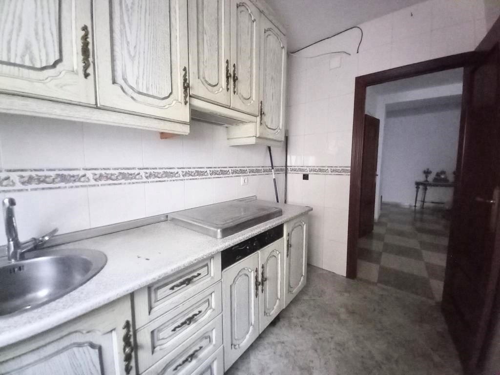 3 soverom Hus til salgs i Martos - € 58 000 (Ref: 8994390)