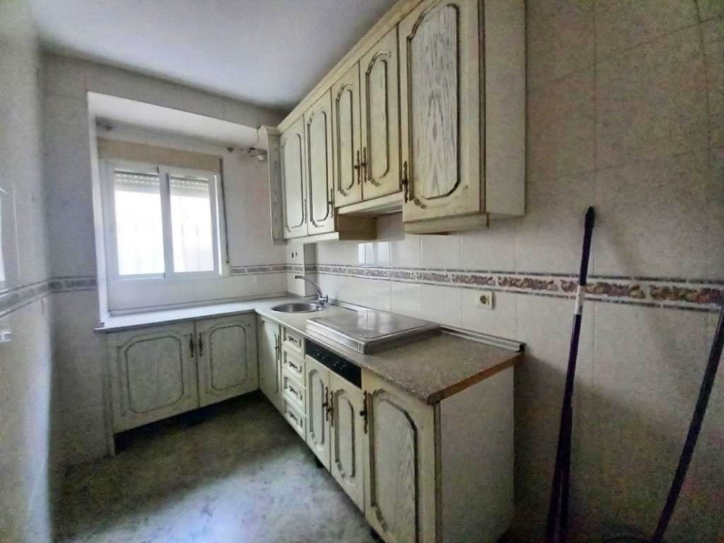 3 soverom Hus til salgs i Martos - € 58 000 (Ref: 8994390)