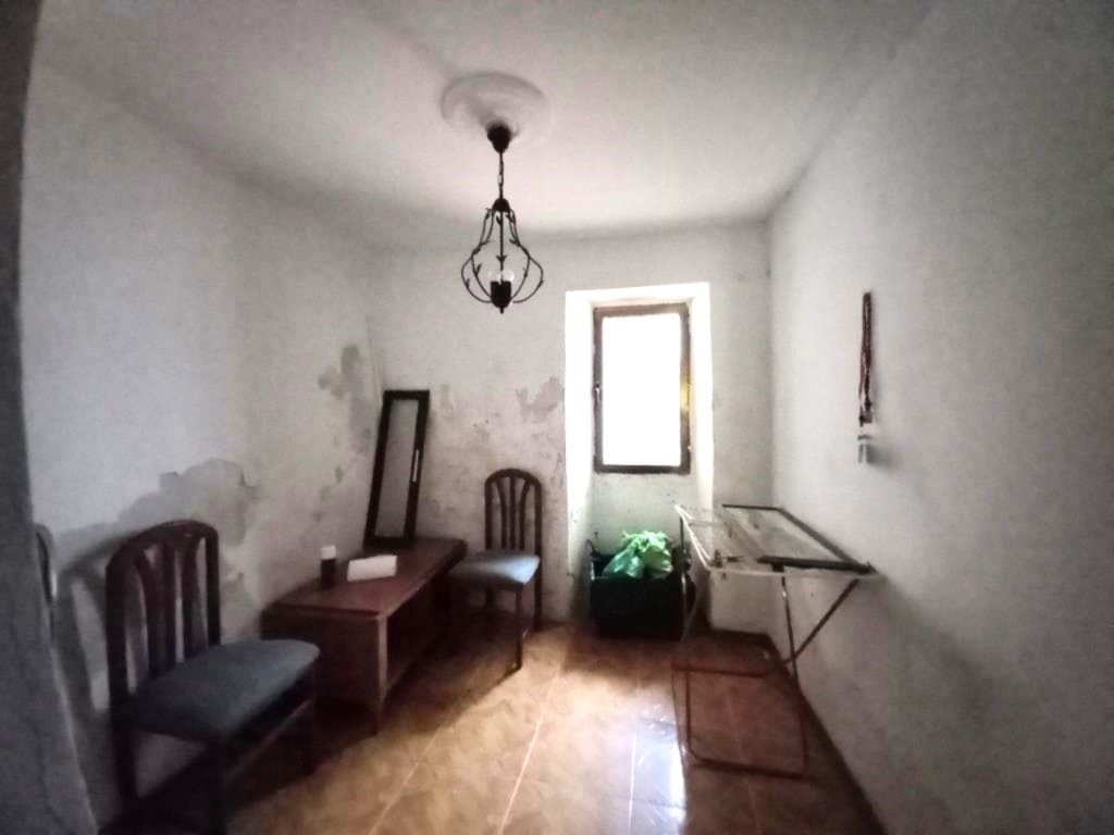 4 soveværelse Byhus til salg i Martos - € 34.000 (Ref: 8997331)