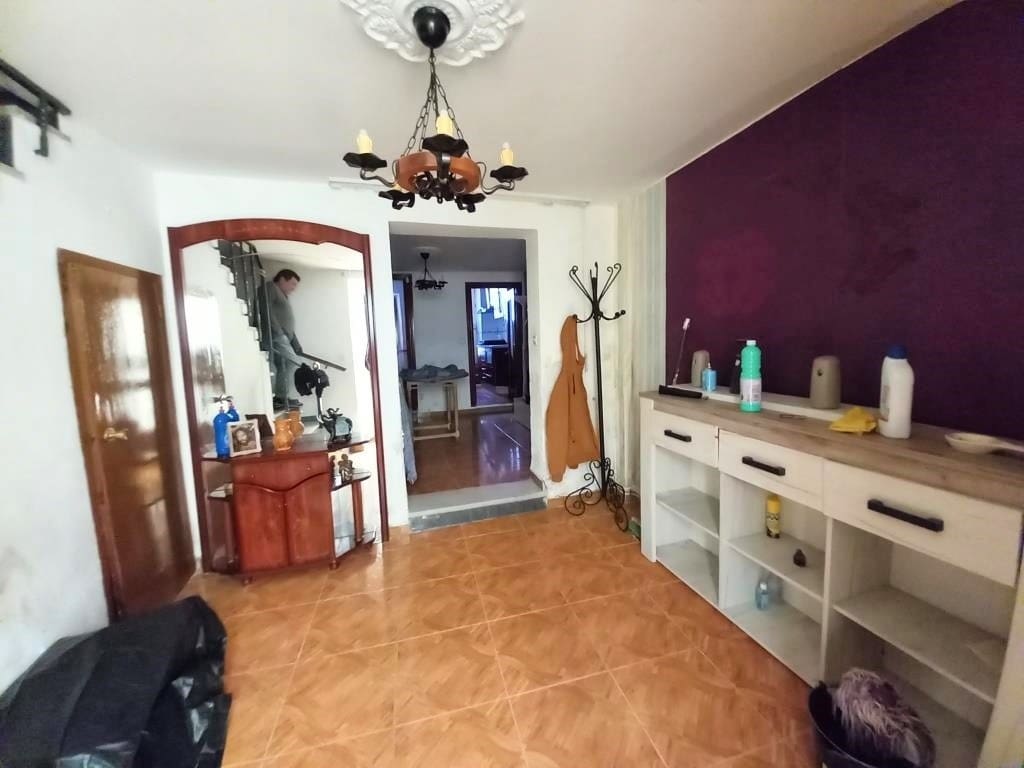 4 soveværelse Byhus til salg i Martos - € 34.000 (Ref: 8997331)