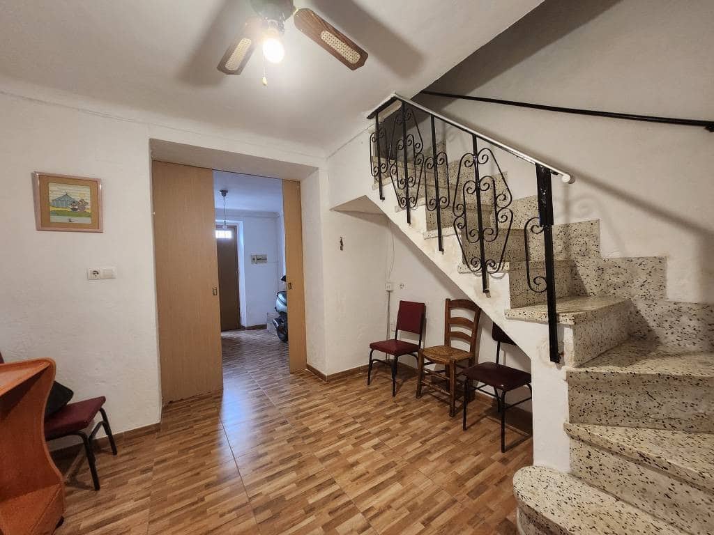 3 soverom Hus til salgs i Luque - € 40 000 (Ref: 9078617)