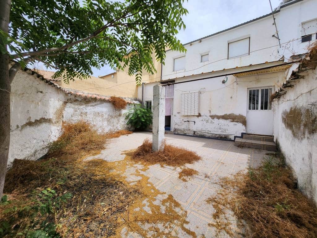 6 sovrum Hus till salu i Santiago de Calatrava med pool - 68 000 € (Ref: 9078618)