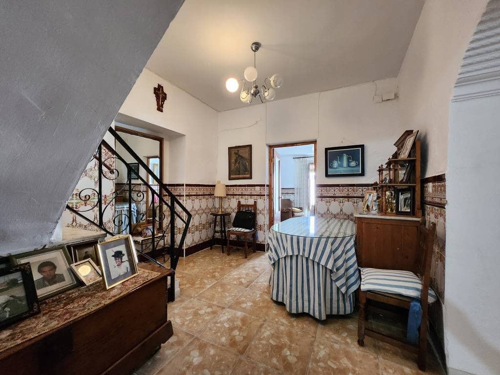 5 soveværelse Byhus til salg i Fuente-Tojar - € 56.000 (Ref: 9078621)