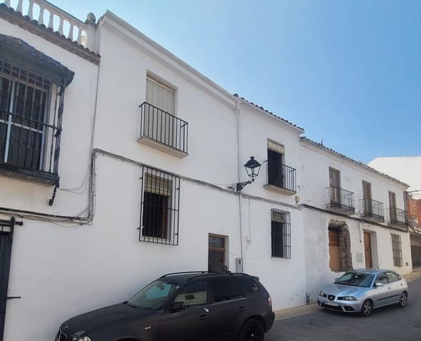 5 bedroom Townhouse for sale in Fuente-Tójar - € 56,000 (Ref: 9078621)