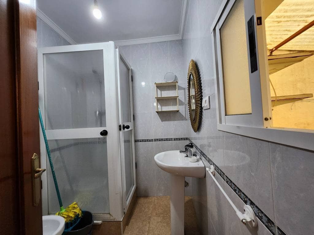 5 soveværelse Byhus til salg i Fuente-Tojar - € 56.000 (Ref: 9078621)