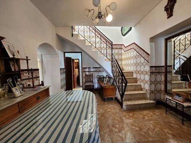 5 bedroom Townhouse for sale in Fuente-Tójar - € 56,000 (Ref: 9078621)