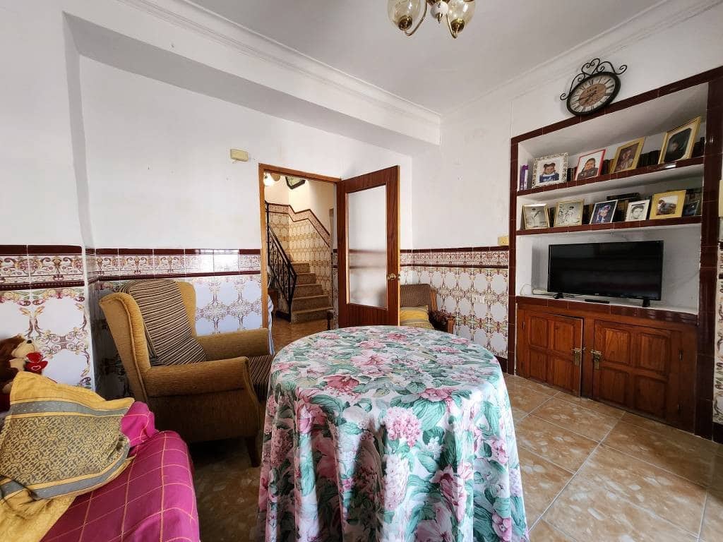 5 soveværelse Byhus til salg i Fuente-Tojar - € 56.000 (Ref: 9078621)