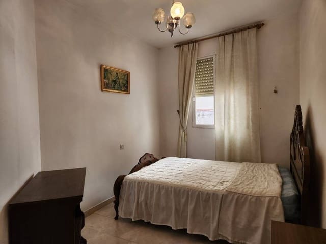 3 makuuhuone Huoneisto myytävänä paikassa Rute - 70 000 € (Ref: 9078627)