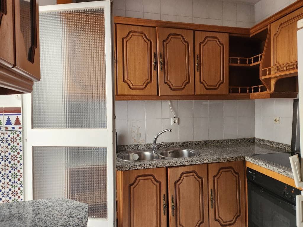 3 makuuhuone Huoneisto myytävänä paikassa Rute - 70 000 € (Ref: 9078627)