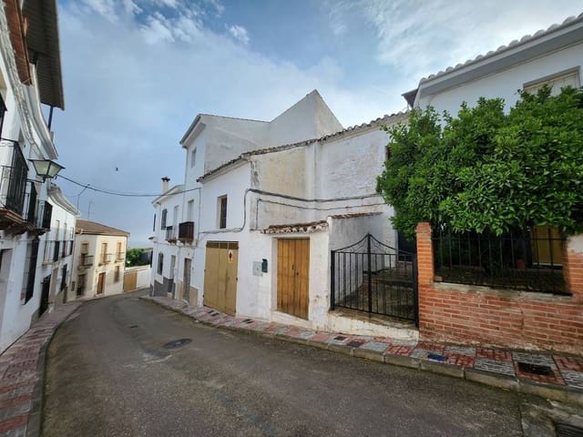 3 soverom Hus til salgs i Castil de Campos, Priego de Córdoba - € 19 900 (Ref: 9078628)