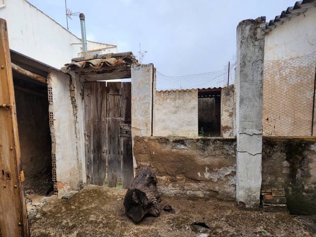 3 soverom Hus til salgs i Castil de Campos, Priego de Córdoba - € 17 000 (Ref: 9078628)