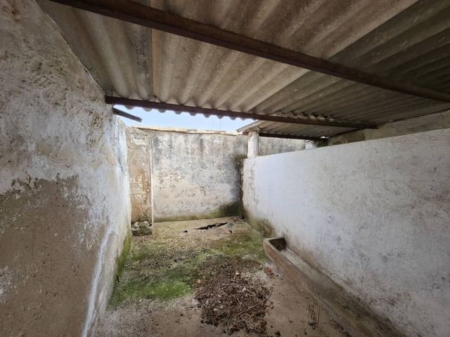 3 soverom Hus til salgs i Castil de Campos, Priego de Córdoba - € 17 000 (Ref: 9078628)