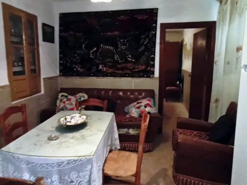 3 soverom Hus til salgs i Priego de Cordoba - € 56 000 (Ref: 9078640)