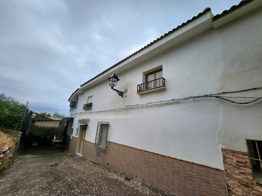 3 soverom Hus til salgs i Priego de Cordoba - € 56 000 (Ref: 9078640)