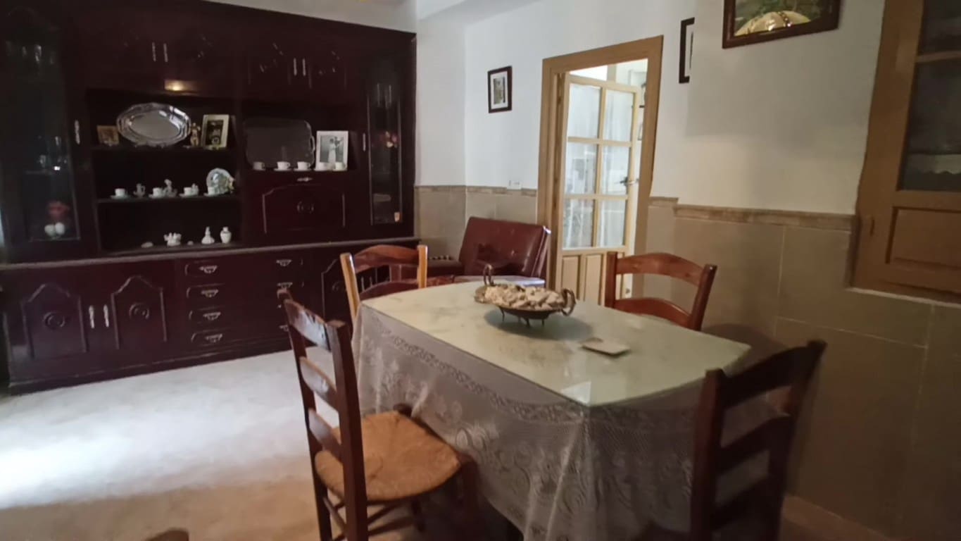 3 soverom Hus til salgs i Priego de Cordoba - € 56 000 (Ref: 9078640)