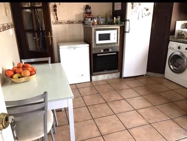 6 soverom Villa til salgs i Almodóvar del Río med svømmebasseng garasje - € 343 000 (Ref: 9078641)