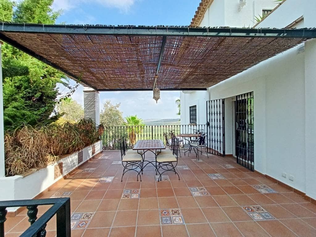 5 sypialnia Willa na sprzedaż w Herrera z basenem garażem - 525 000 € (Ref: 9085483)