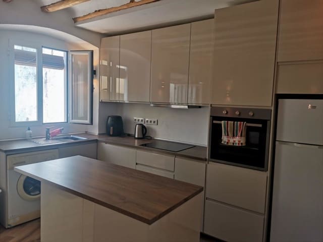 3 slaapkamer Huis te koop in Bobadilla de Alcaudete, Alcaudete met zwembad - € 85.000 (Ref: 9096336)