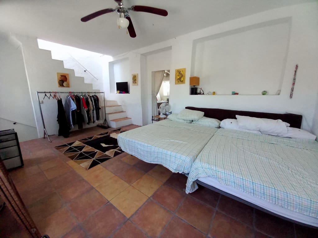 3 soveværelse Byhus til salg i Bobadilla de Alcaudete med swimmingpool - € 85.000 (Ref: 9096336)