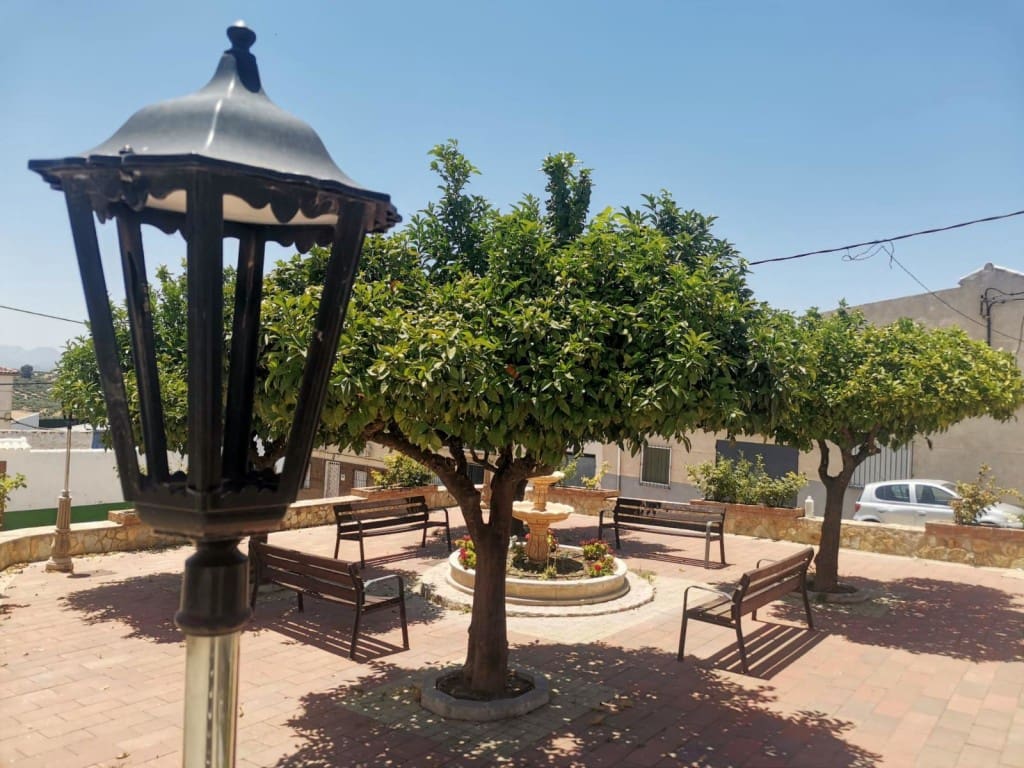 3 soveværelse Byhus til salg i Bobadilla de Alcaudete med swimmingpool - € 85.000 (Ref: 9096336)