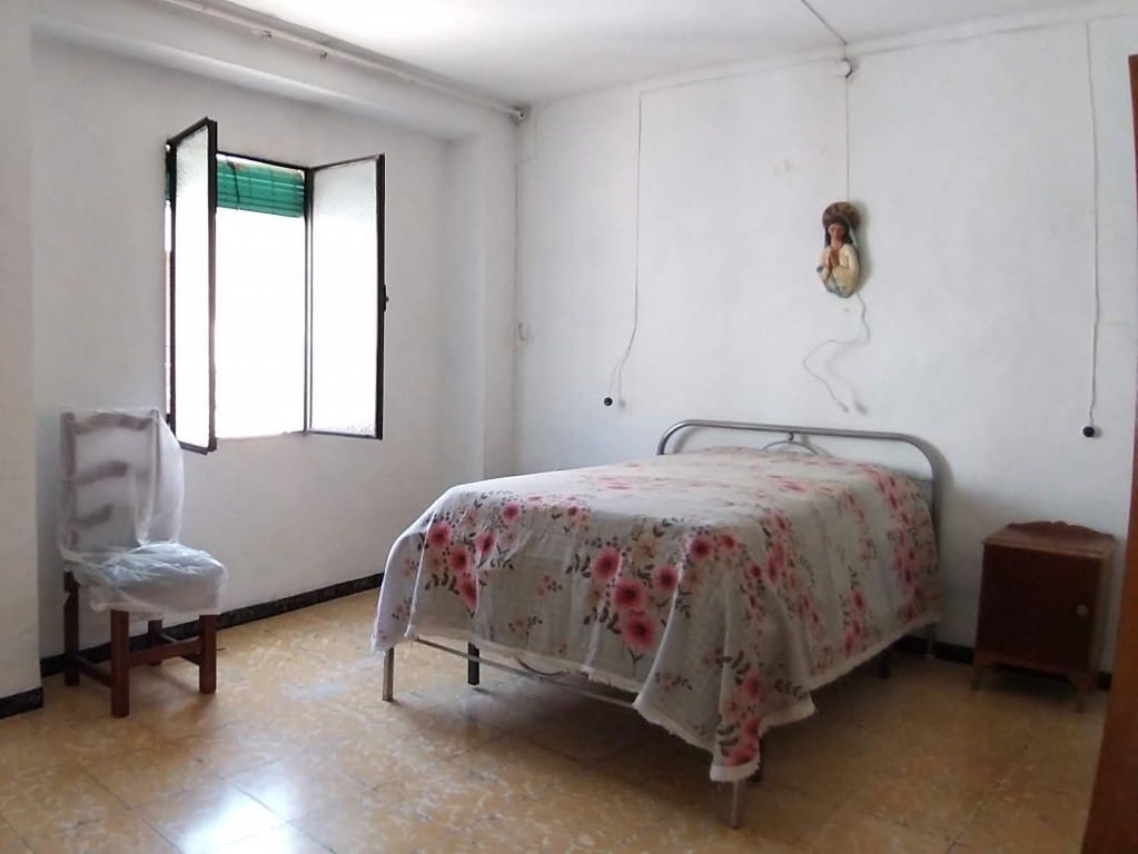 3 slaapkamer Huis te koop in Rute - € 47.000 (Ref: 9096585)