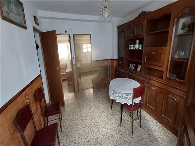 3 soverom Hus til salgs i Priego de Córdoba - € 36 000 (Ref: 9096586)