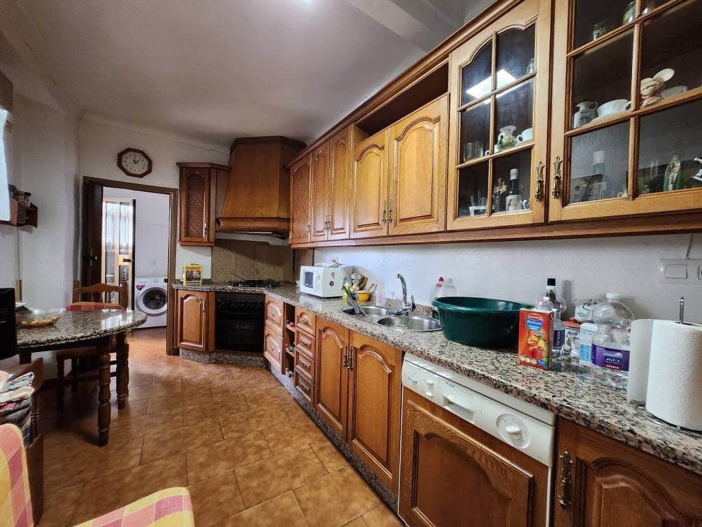 4 camera da letto Casa in vendita in Luque - 45.000 € (Rif: 9096597)