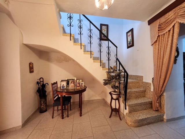 4 camera da letto Casa in vendita in Luque - 45.000 € (Rif: 9096597)