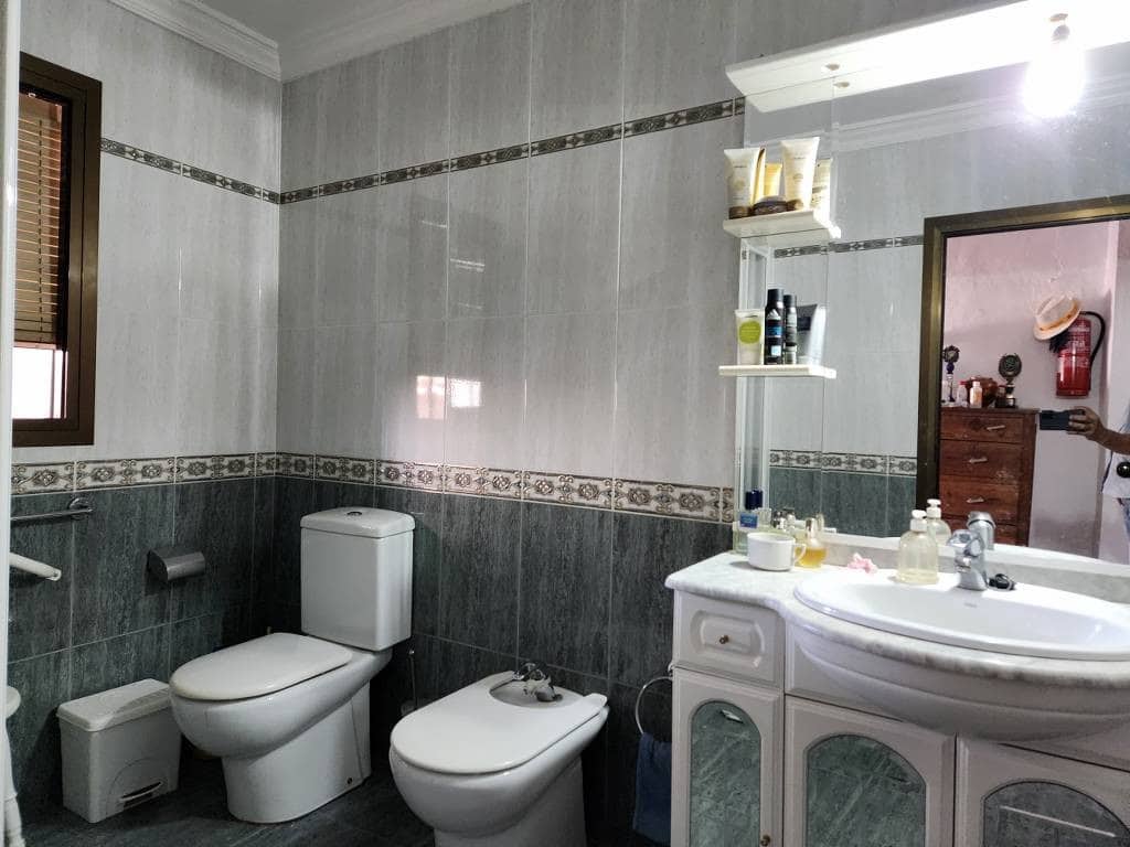 4 camera da letto Casa in vendita in Luque - 45.000 € (Rif: 9096597)