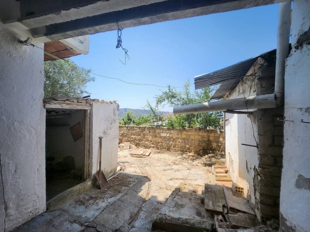 3 bedroom Townhouse for sale in El Higueral - € 62,000 (Ref: 9106691)