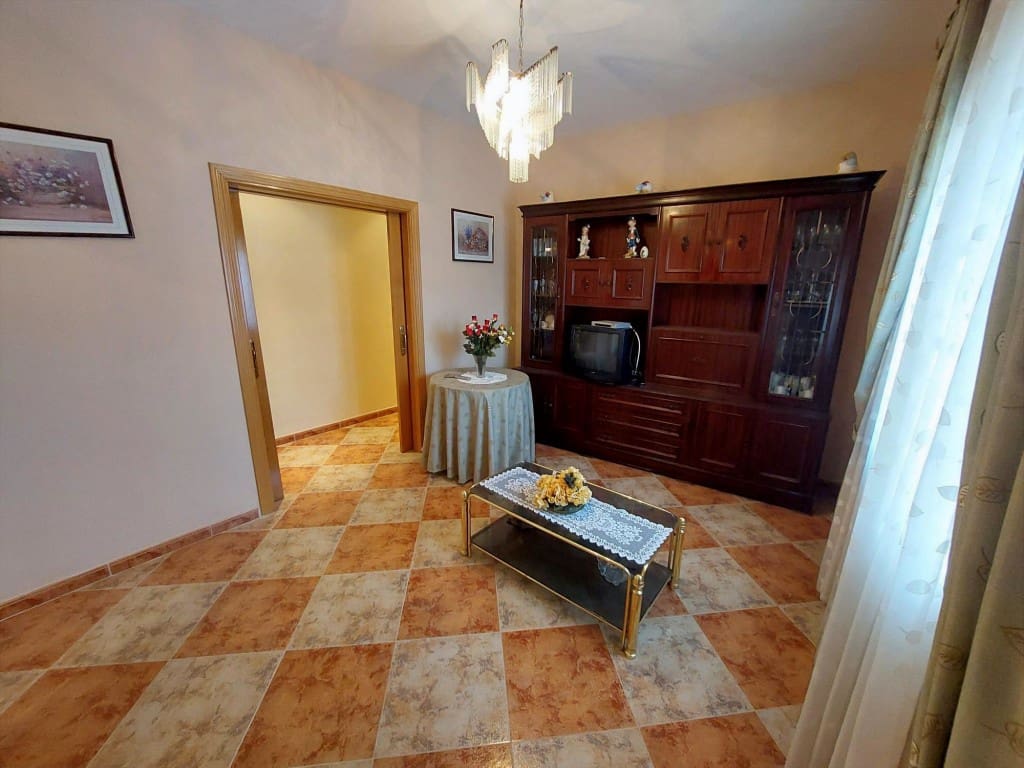 3 bedroom Flat for sale in Noguerones - € 64,000 (Ref: 9108405)
