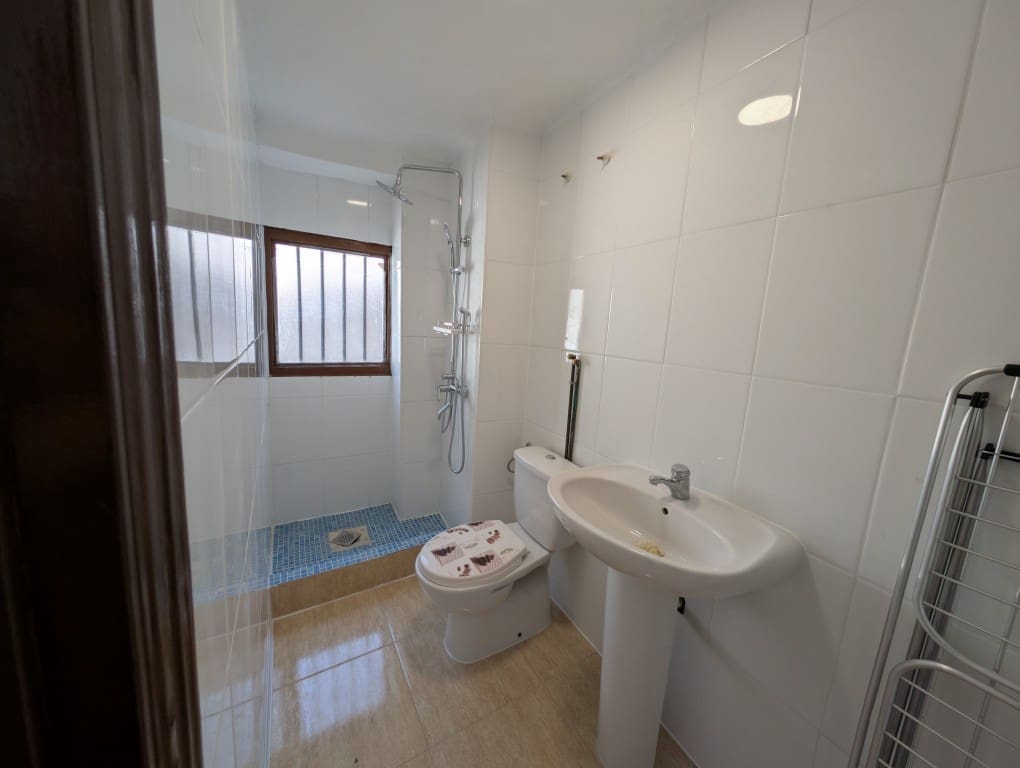 3 soverom Hus til salgs i Martos - € 75 000 (Ref: 9109945)