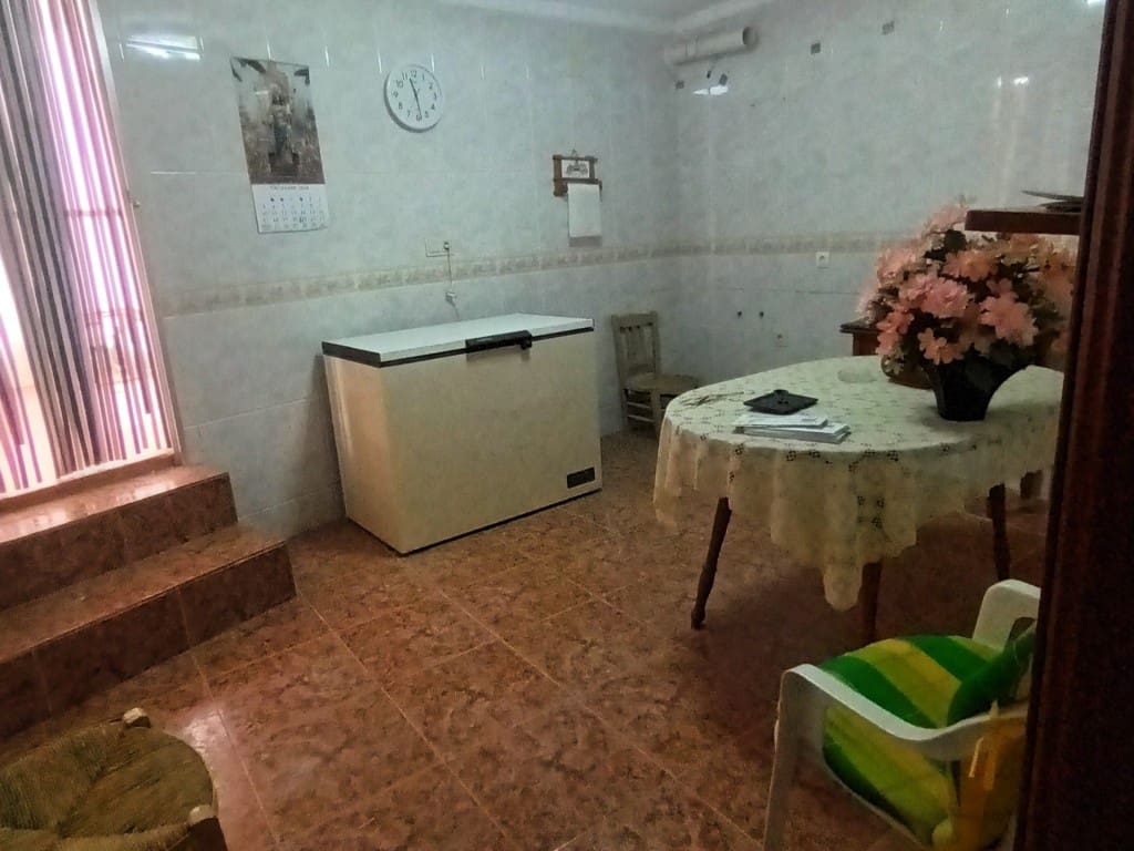 5 soveværelse Byhus til salg i Priego de Cordoba med garage - € 92.000 (Ref: 9110557)