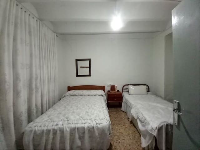 4 soverom Hus til salgs i Martos med svømmebasseng - € 70 000 (Ref: 9110915)