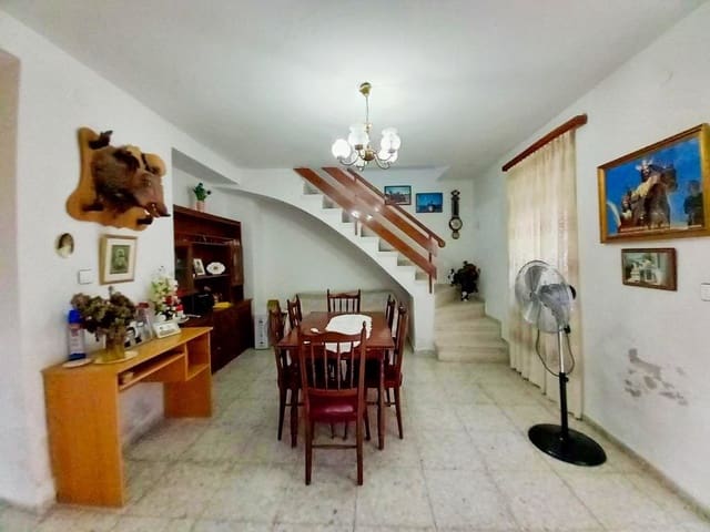 4 soverom Hus til salgs i Martos med svømmebasseng - € 70 000 (Ref: 9110915)