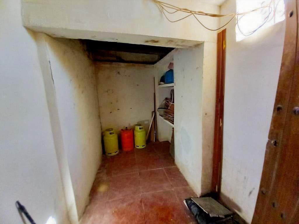 4 soveværelse Byhus til salg i Martos - € 29.900 (Ref: 9116561)