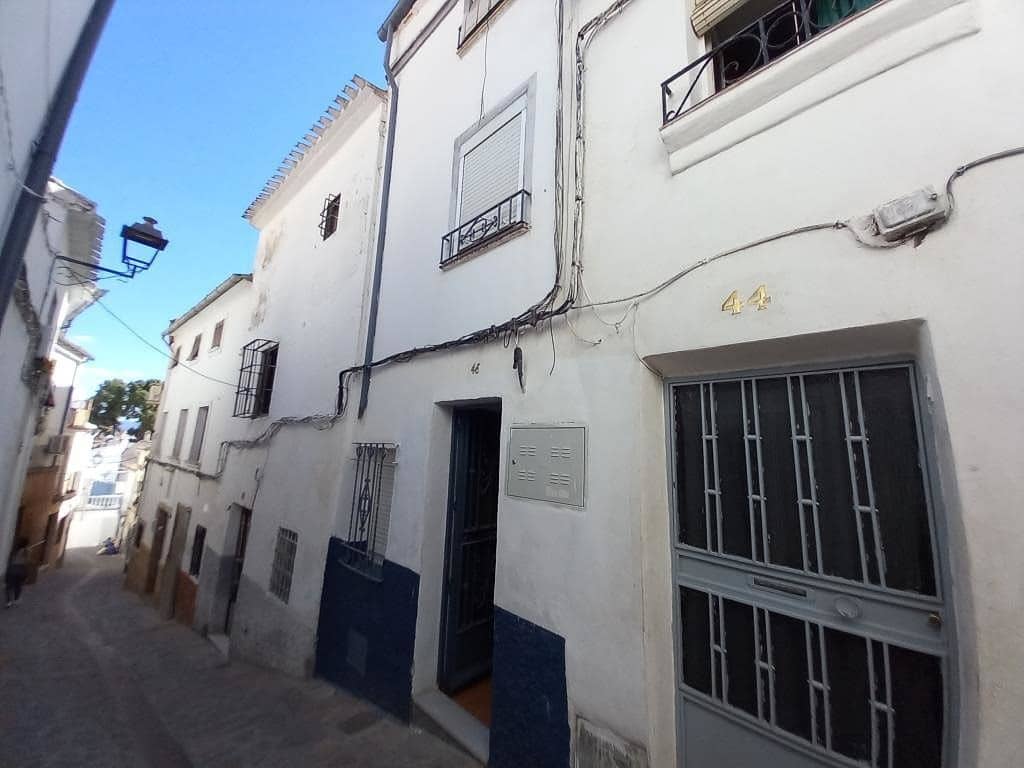 4 soveværelse Byhus til salg i Martos - € 29.900 (Ref: 9116561)