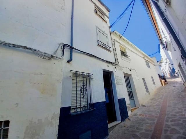 4 sovrum Hus till salu i Martos - 29 900 € (Ref: 9116561)