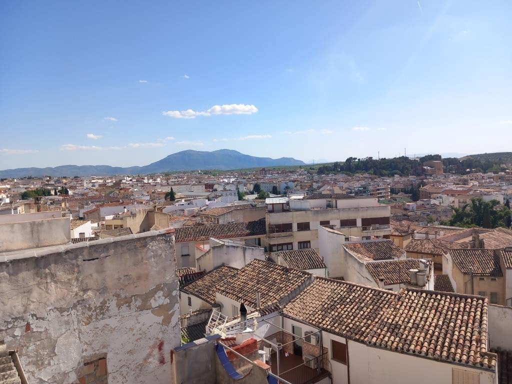 4 soveværelse Byhus til salg i Martos - € 29.900 (Ref: 9116561)