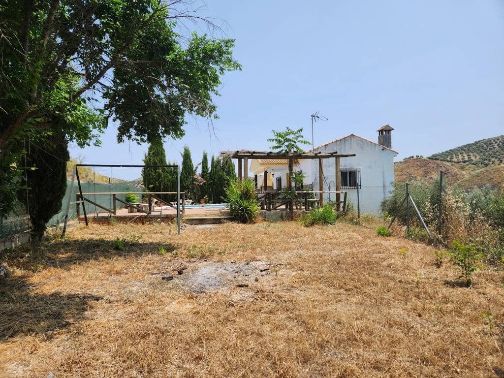 3 soverom Villa til salgs i Priego de Cordoba med svømmebasseng - € 125 000 (Ref: 9171750)