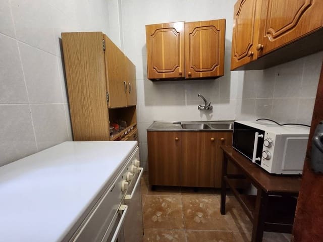 4 soverom Hus til salgs i Campo Nubes, Priego de Córdoba - € 34 000 (Ref: 9183873)