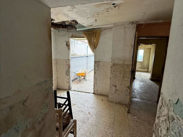 3 soveværelse Byhus til salg i Martos - € 15.750 (Ref: 9187906)