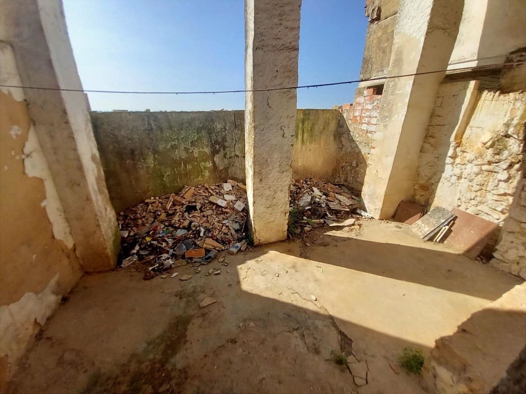 3 slaapkamer Huis te koop in Martos - € 15.750 (Ref: 9187906)