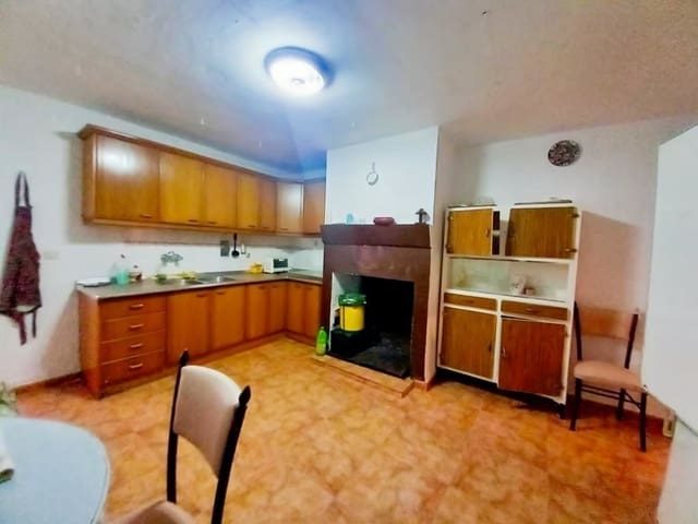 3 bedroom Bungalow for sale in Monte Lope Alvarez, Martos - € 79,000 (Ref: 9188733)