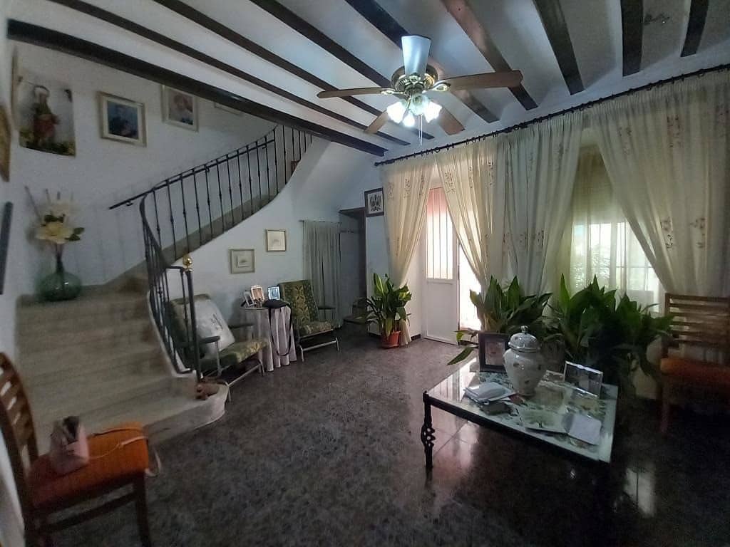 4 soveværelse Byhus til salg i Martos med swimmingpool - € 55.000 (Ref: 9202090)