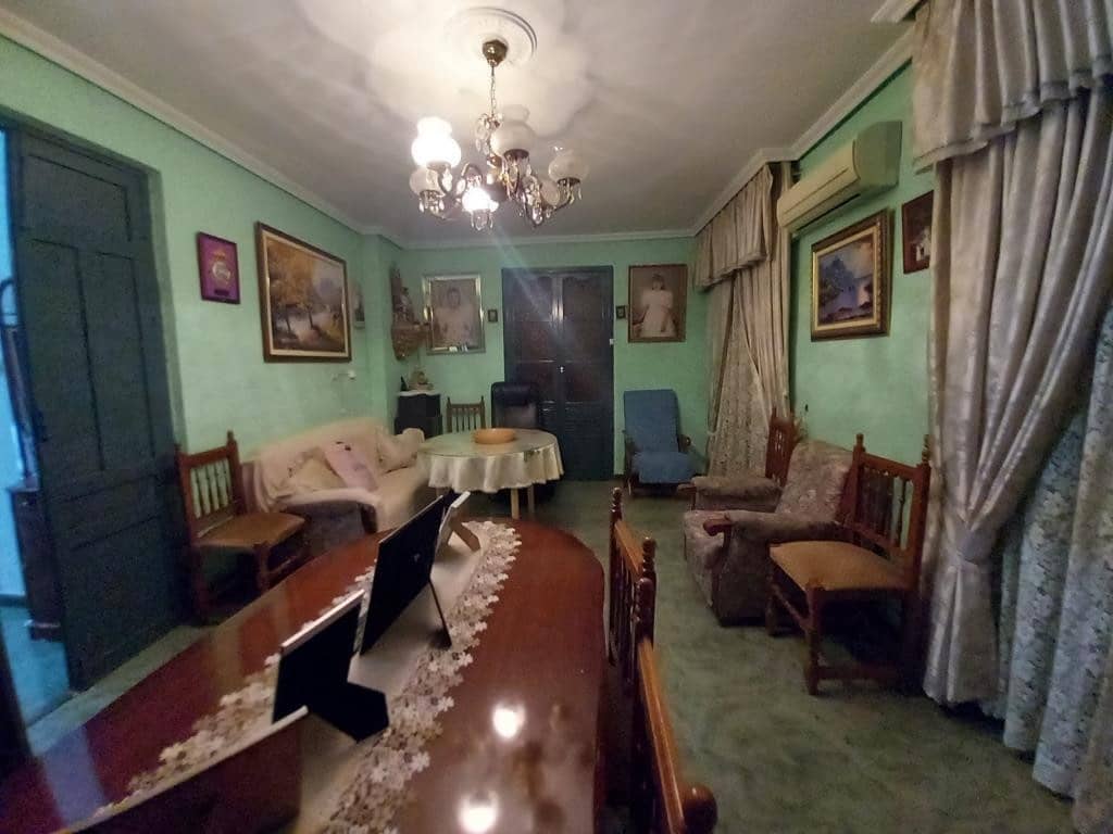 4 soveværelse Byhus til salg i Martos med swimmingpool - € 55.000 (Ref: 9202090)