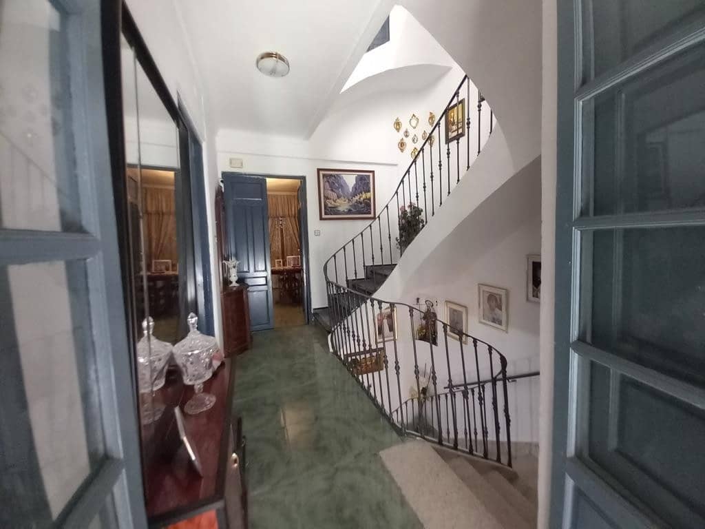 4 soveværelse Byhus til salg i Martos med swimmingpool - € 55.000 (Ref: 9202090)